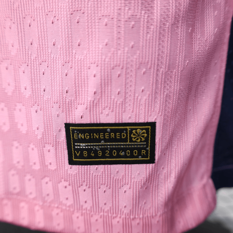 25/26 Player Barcelona Pink Special Edition jersey - Slim Fit - FutStore