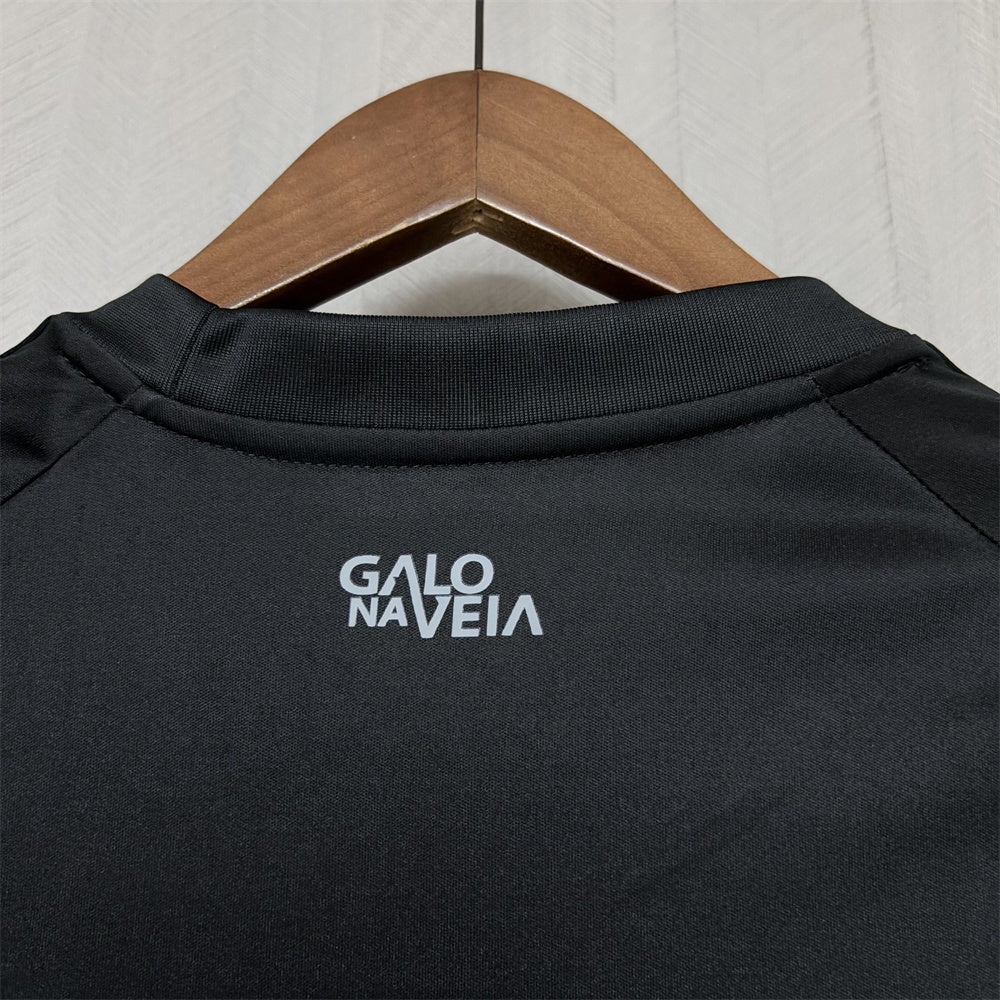 Atletico Mineiro Feminina All Black do GNV Forte e Vingador 2025/26 - FutStore