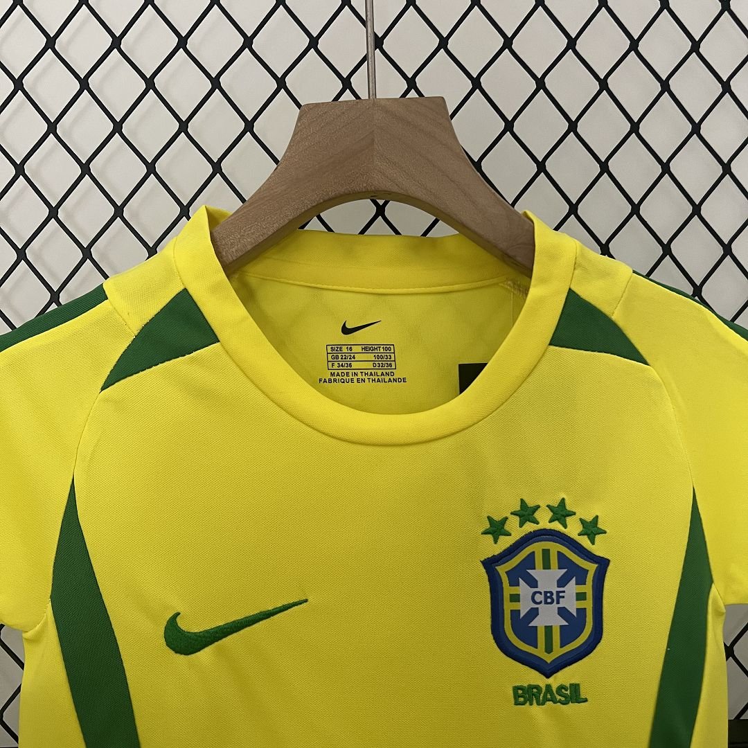 Brazil Home Retro Kids Kit 2002 - FutStore