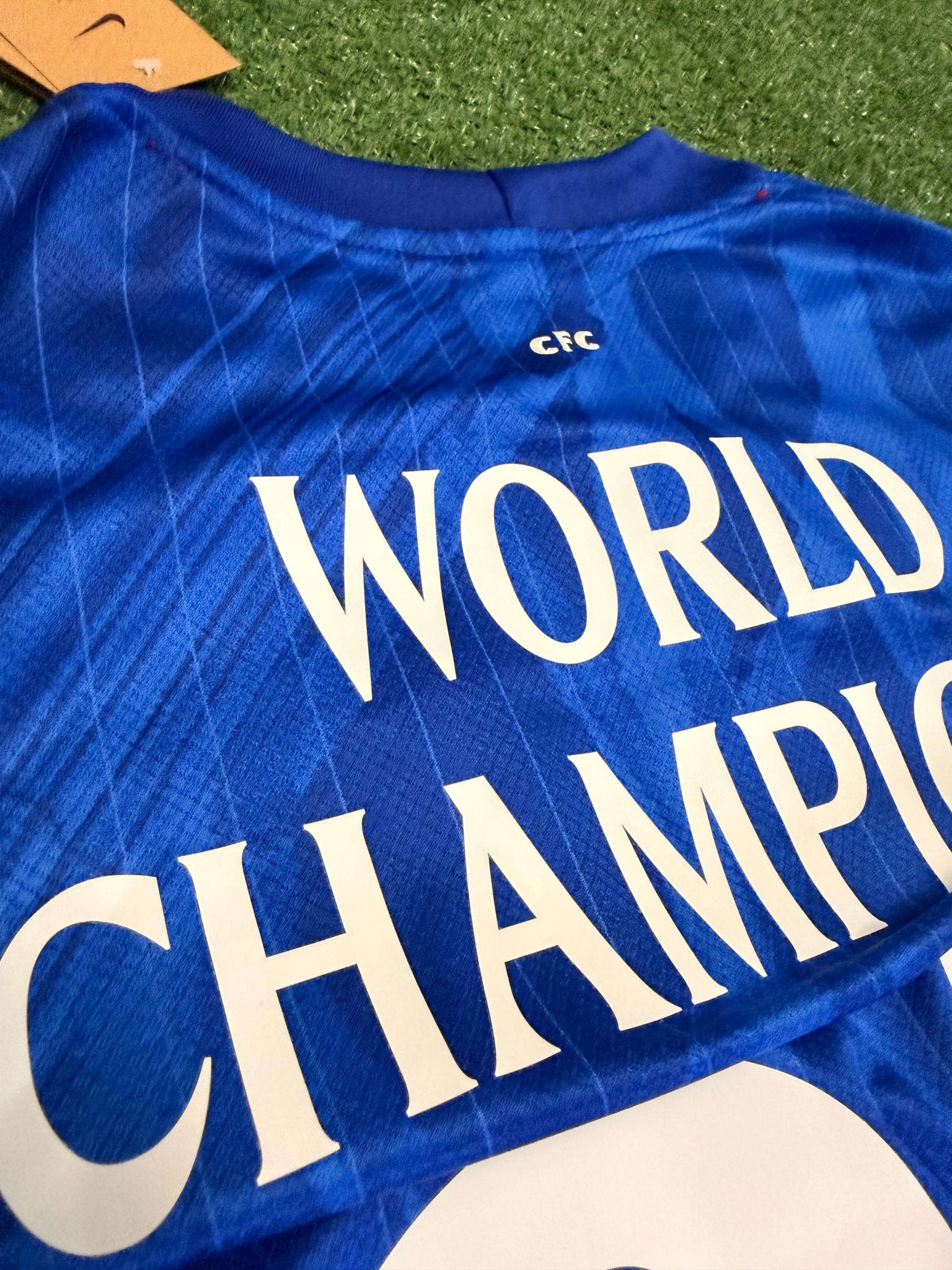 Chelsea Legacy Edition: Home Kit & Gold Medal Combo - FutStore