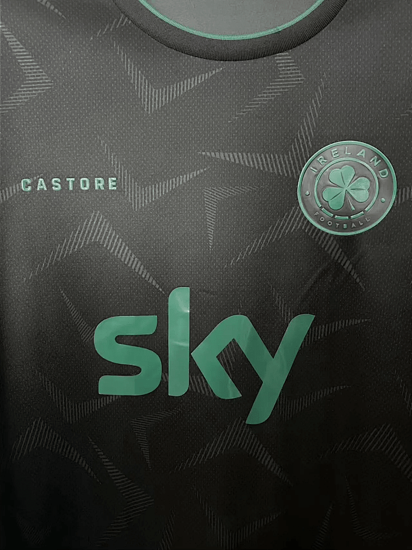 Ireland Castore Jersey 2026/26 Stealth Replica - FutStore
