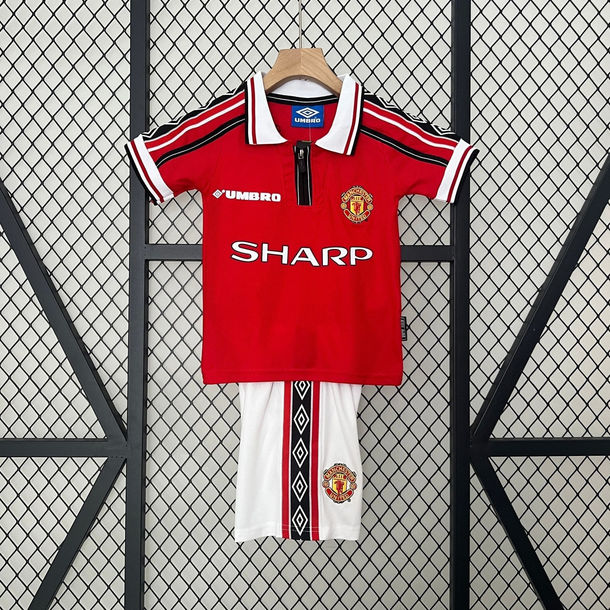 Kit Kids Retro Manchester United Third Jersey 1998/99 - FutStore