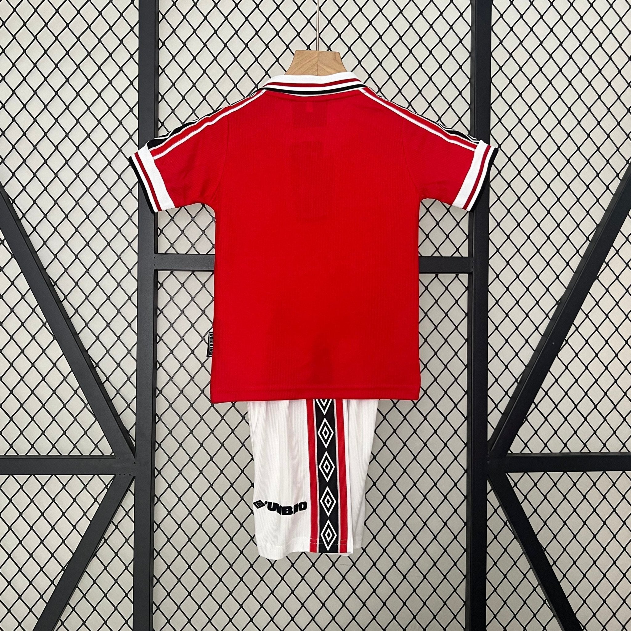 Kit Kids Retro Manchester United Third Jersey 1998/99 - FutStore
