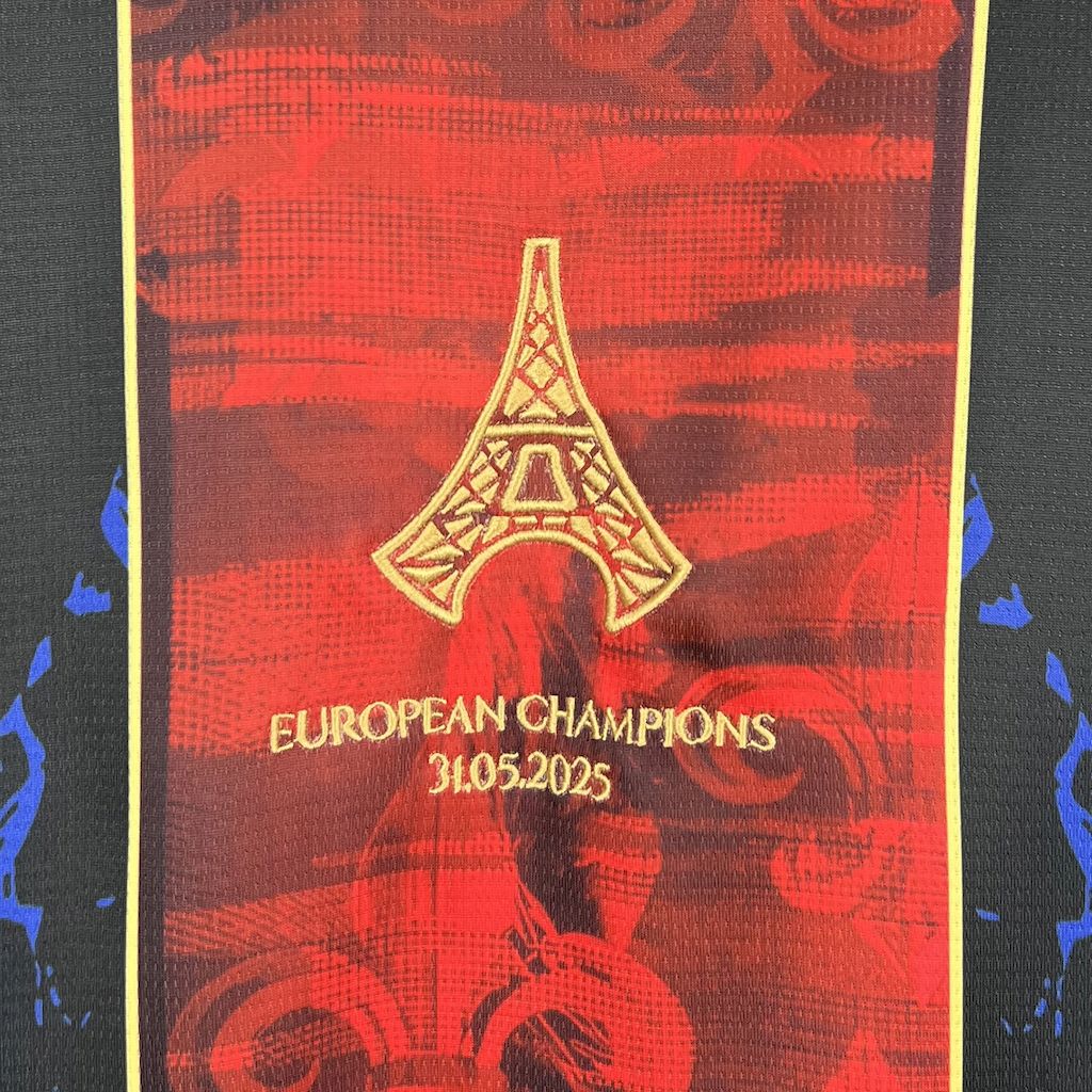 Paris Saint - Germain 2025/26 (CAMPEONES DE EUROPA) Red and blue Jersey - FutStore