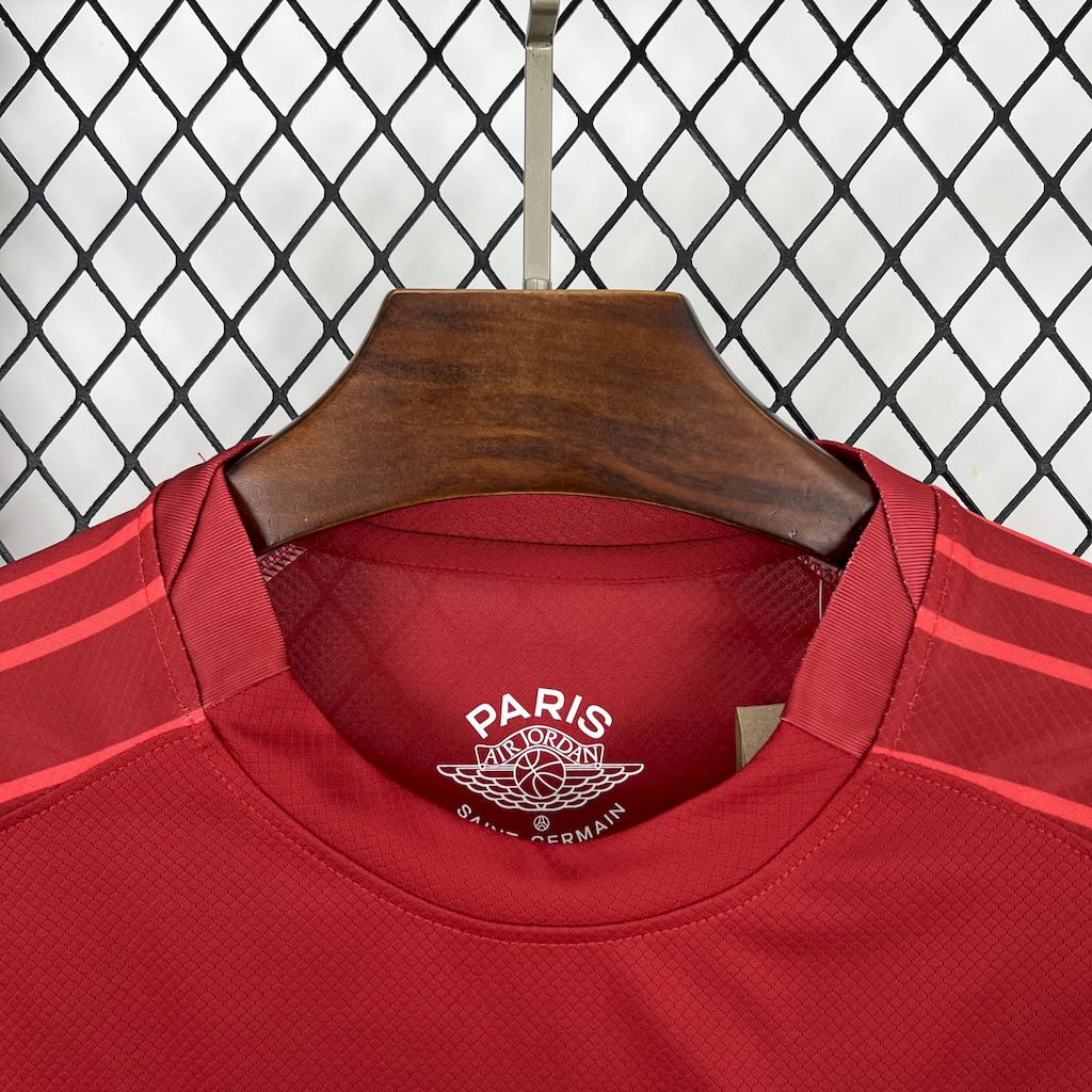 Paris Saint - Germain 2025/26 Red goalkeeper Long Sleeves Jersey - FutStore