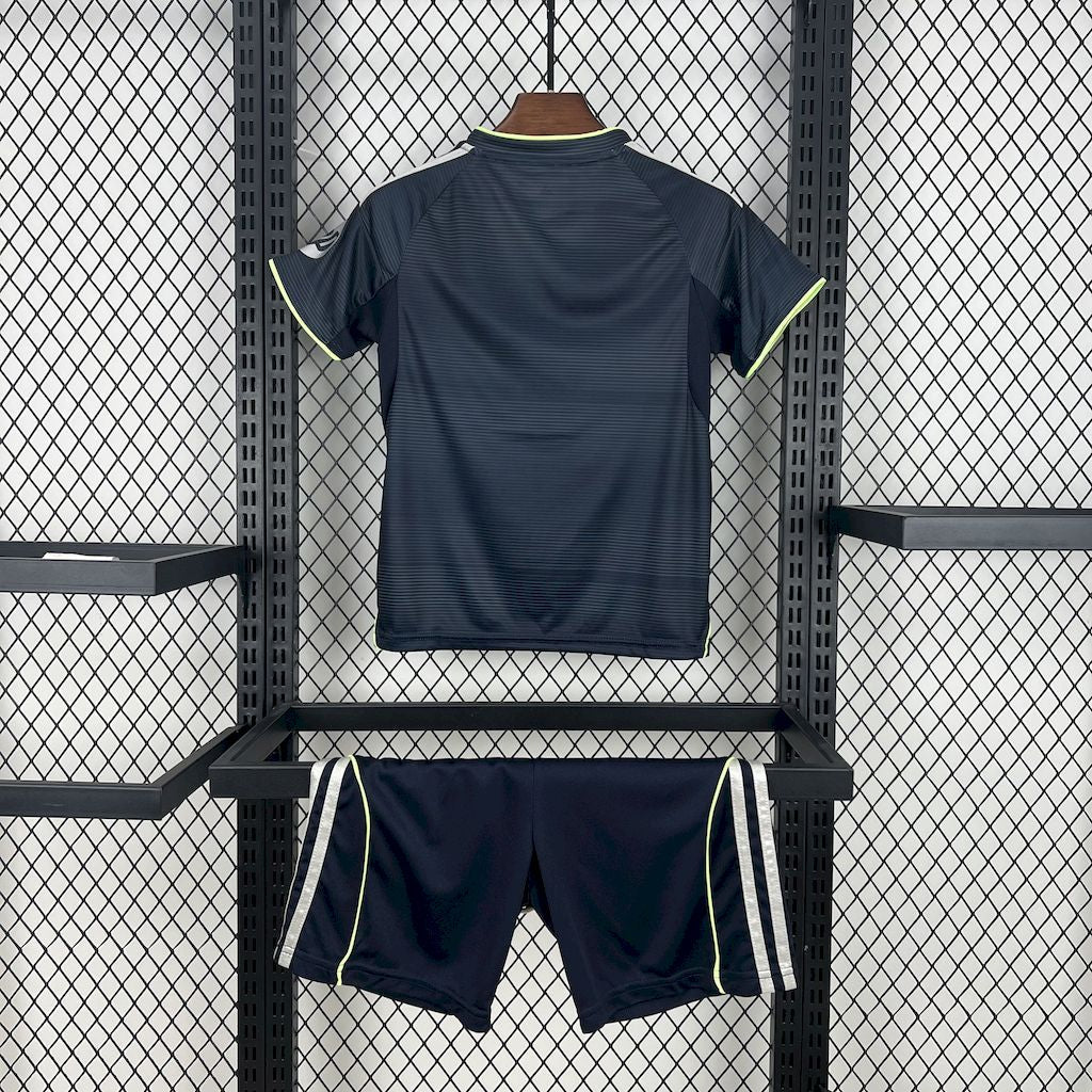 Real Madrid 2025/26 Away Kids Kit - FutStore