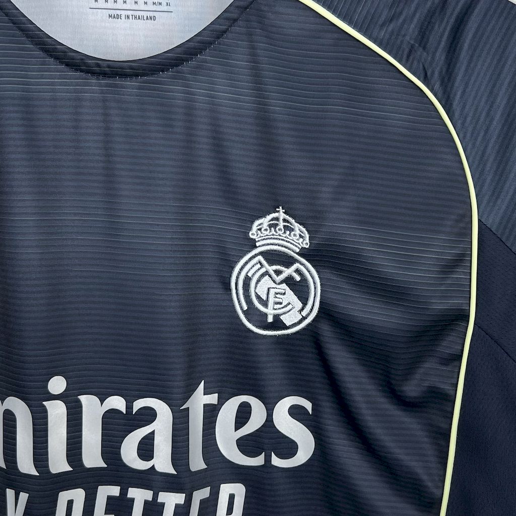 Real Madrid 2025/26 Away Long Sleeves Jersey - FutStore