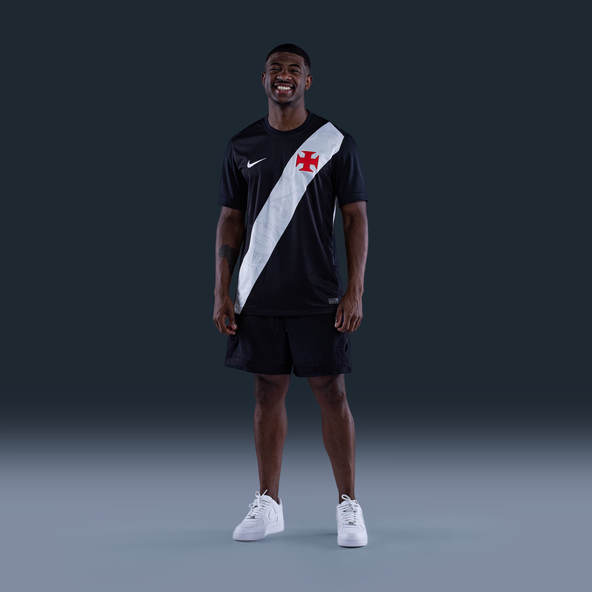 Vasco da Gama home soccer jersey 2026/27 fan version in white with black sash - view 6