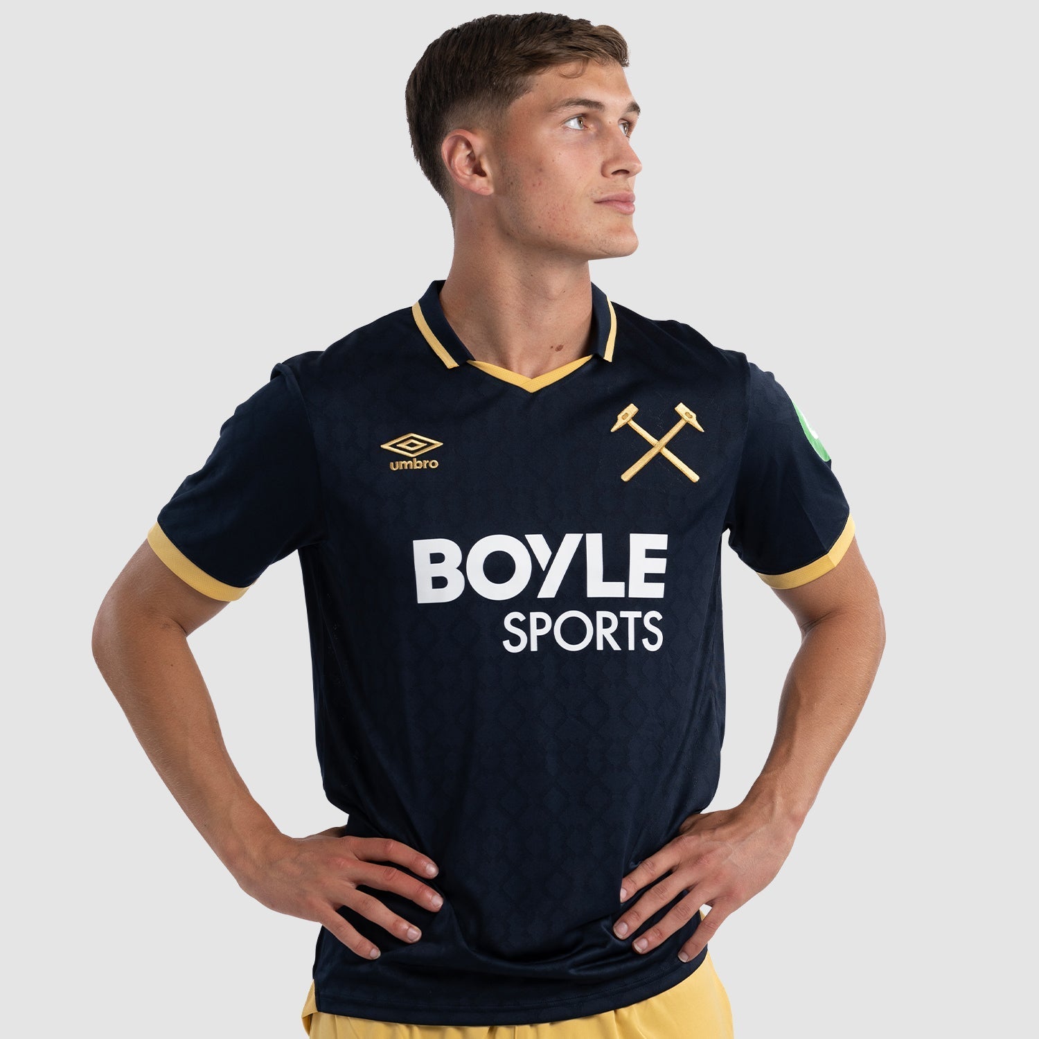 25/26 West Ham Black - FutStore