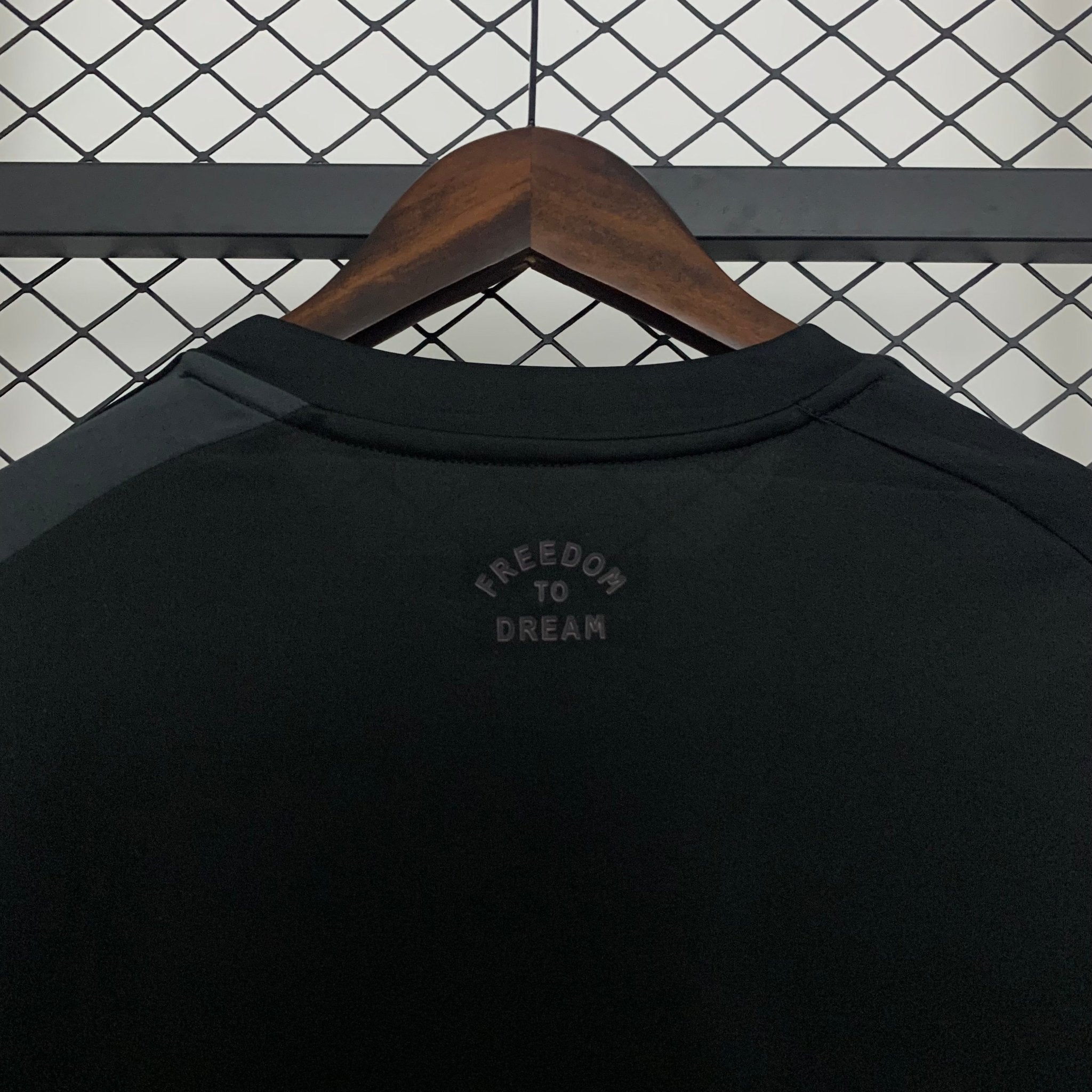 25/26 Women's Miami Away - FutStore