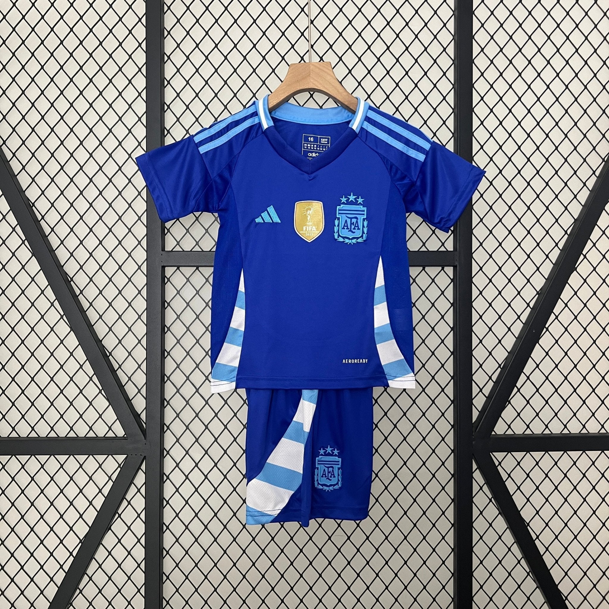 Argentina Away Kids Kit 2024 - Patch Fifa World Champions 2022 - FutStore