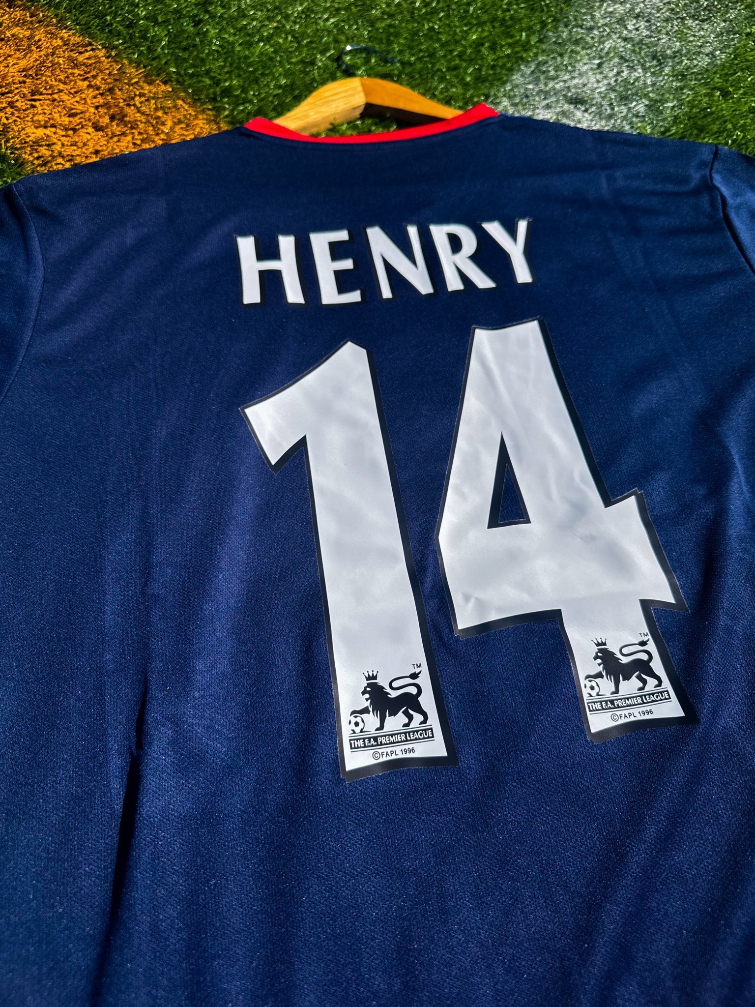 Arsenal Retro 2002/2003 Away Jersey Henry 14 - FutStore