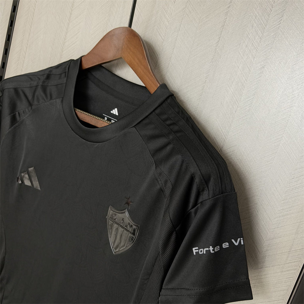 Atletico Mineiro Feminina All Black do GNV Forte e Vingador 2025/26 - FutStore