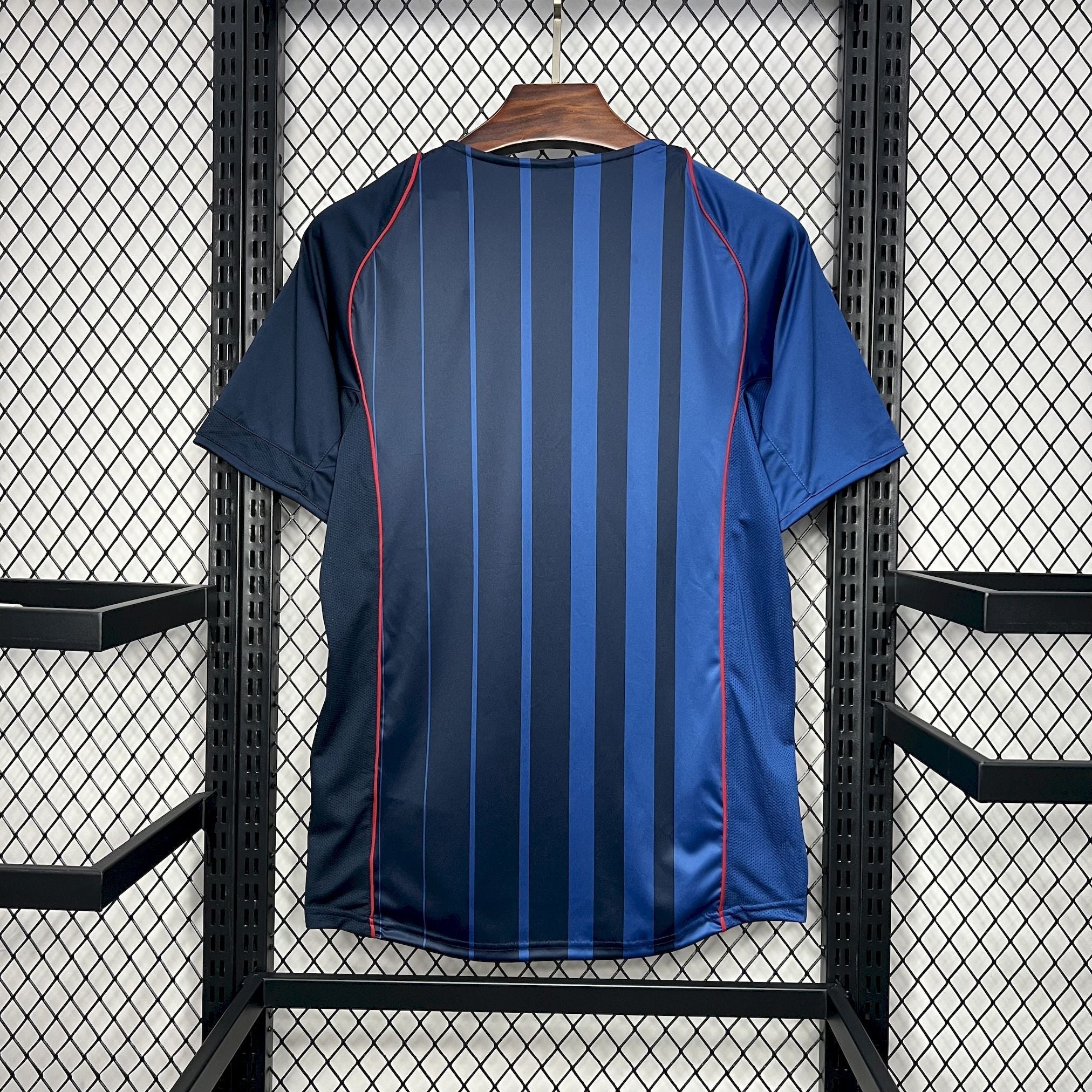 Barcelona 2004/05 Away Retro - FutStore