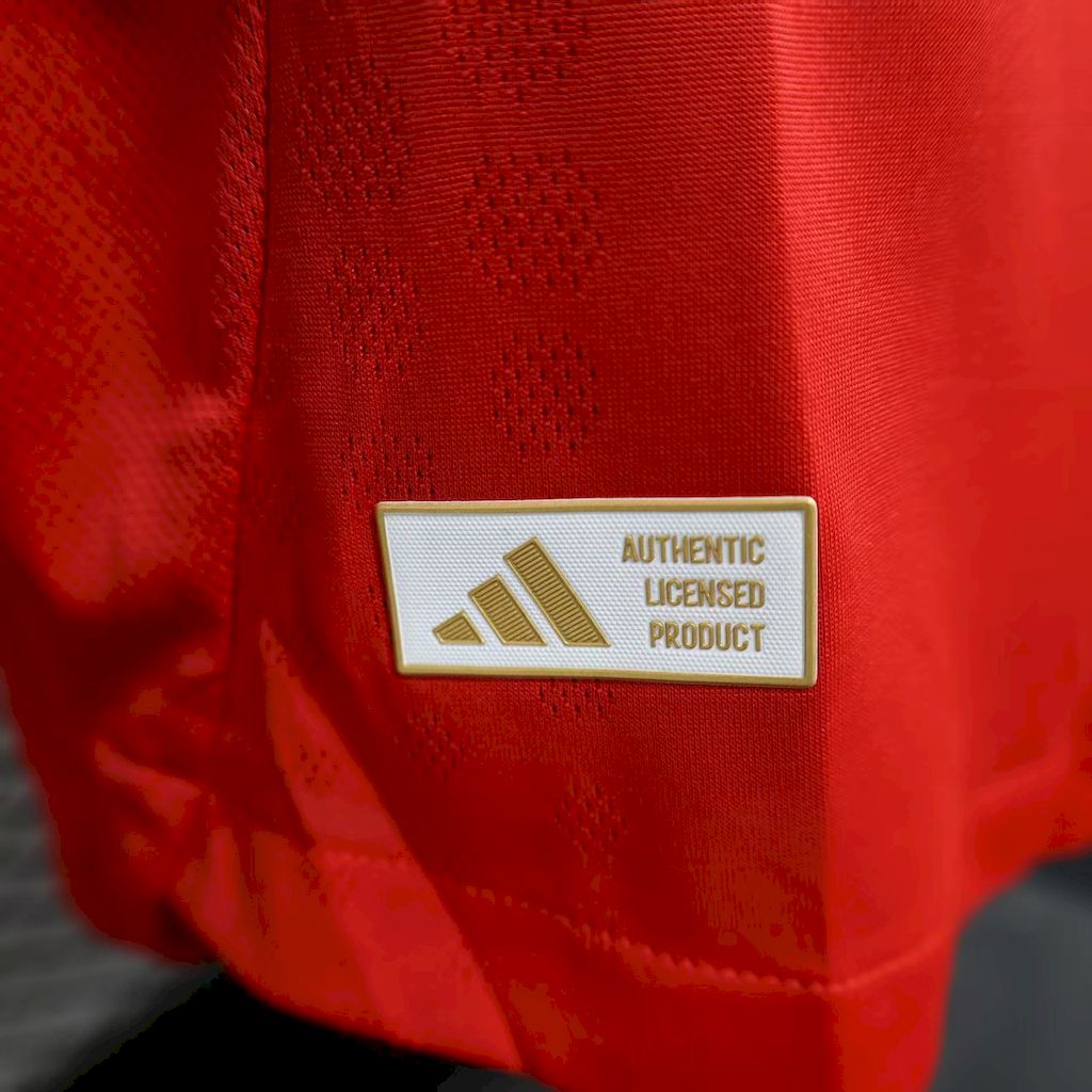 Benfica 2025/26 Home Jersey Player Version - Authentic Player [Slim Fit] Player [Slim Fit] Player [Slim Fit] Slim Fit - FutStore