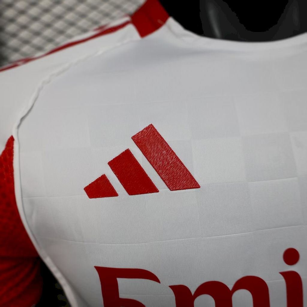 Benfica 2025/26 Third Jersey Player Version - Authentic Player [Slim Fit] Player [Slim Fit] Player [Slim Fit] Slim Fit - FutStore