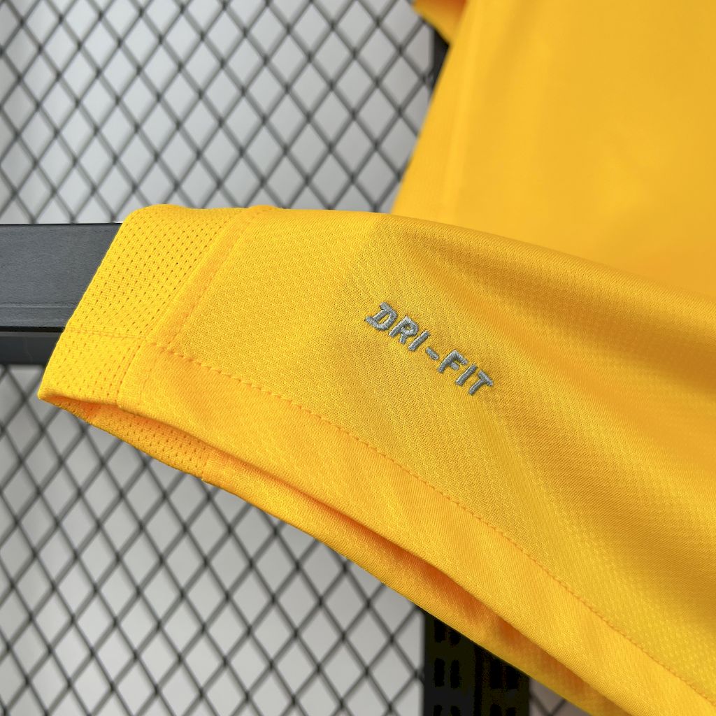 Brazil 2010 Home Retro Jersey - FutStore