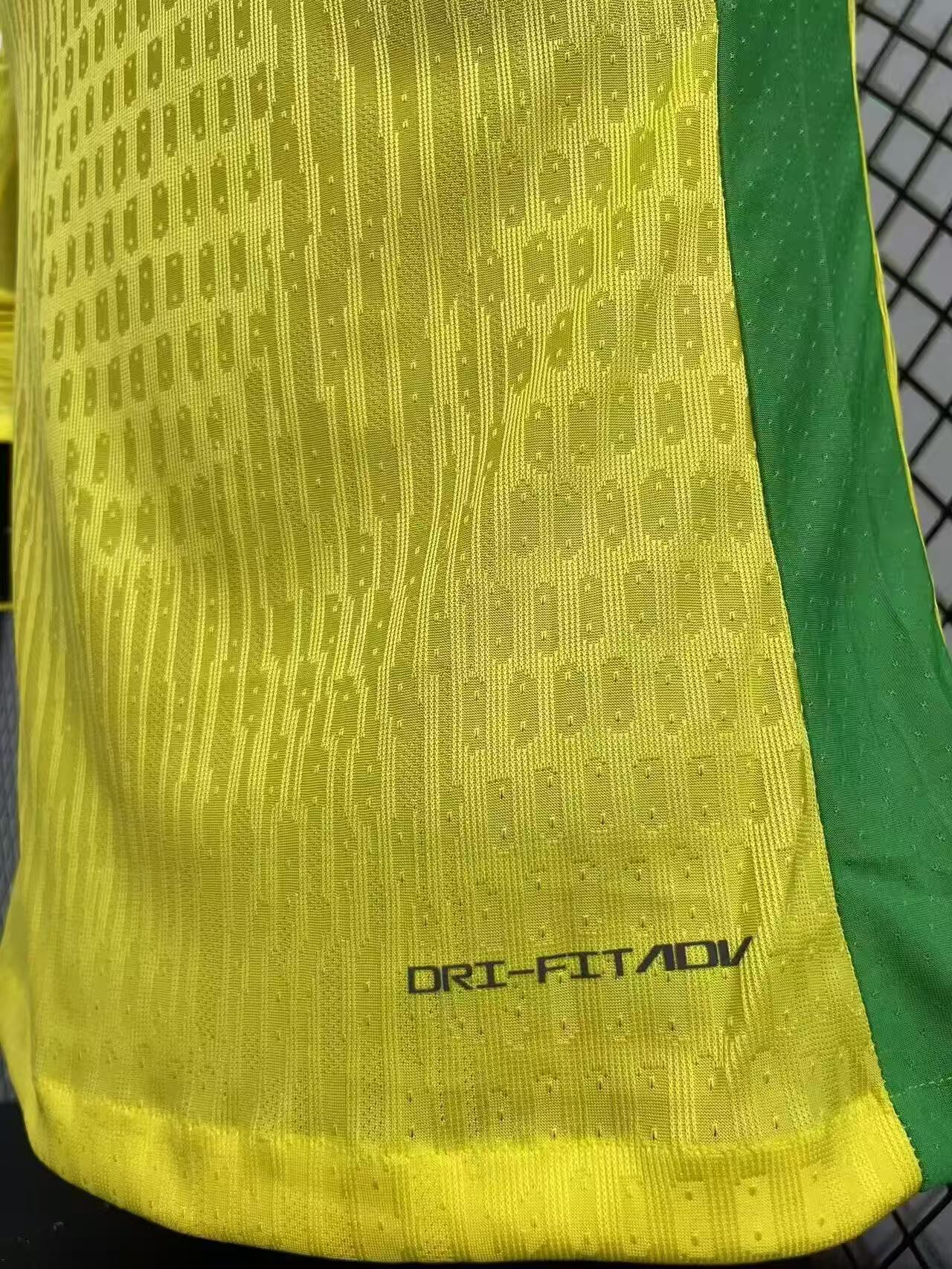 Brazil 2025/26 Authentic Player [Slim Fit] Player [Slim Fit] Player [Slim Fit] Player Long Sleeve Brasil [Slim Fit] - FutStore