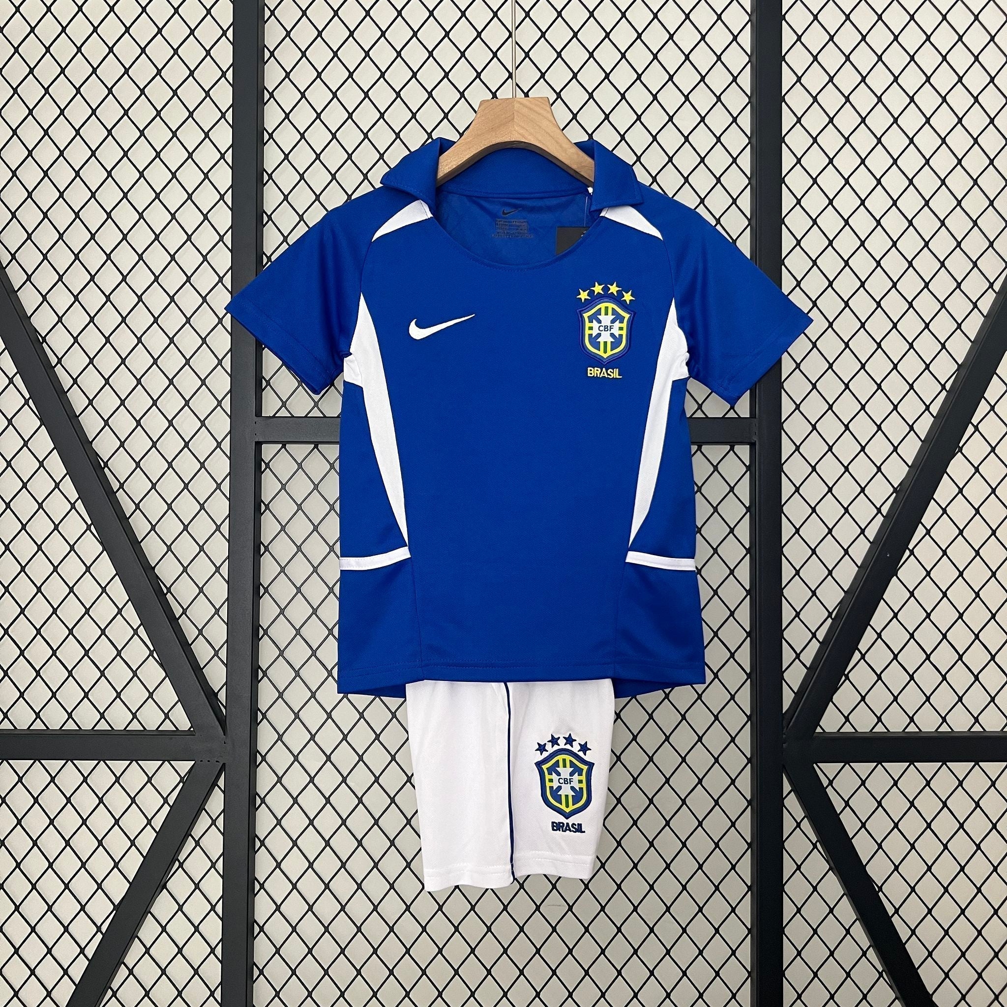Brazil Away Retro Kids Kit 2002 - FutStore