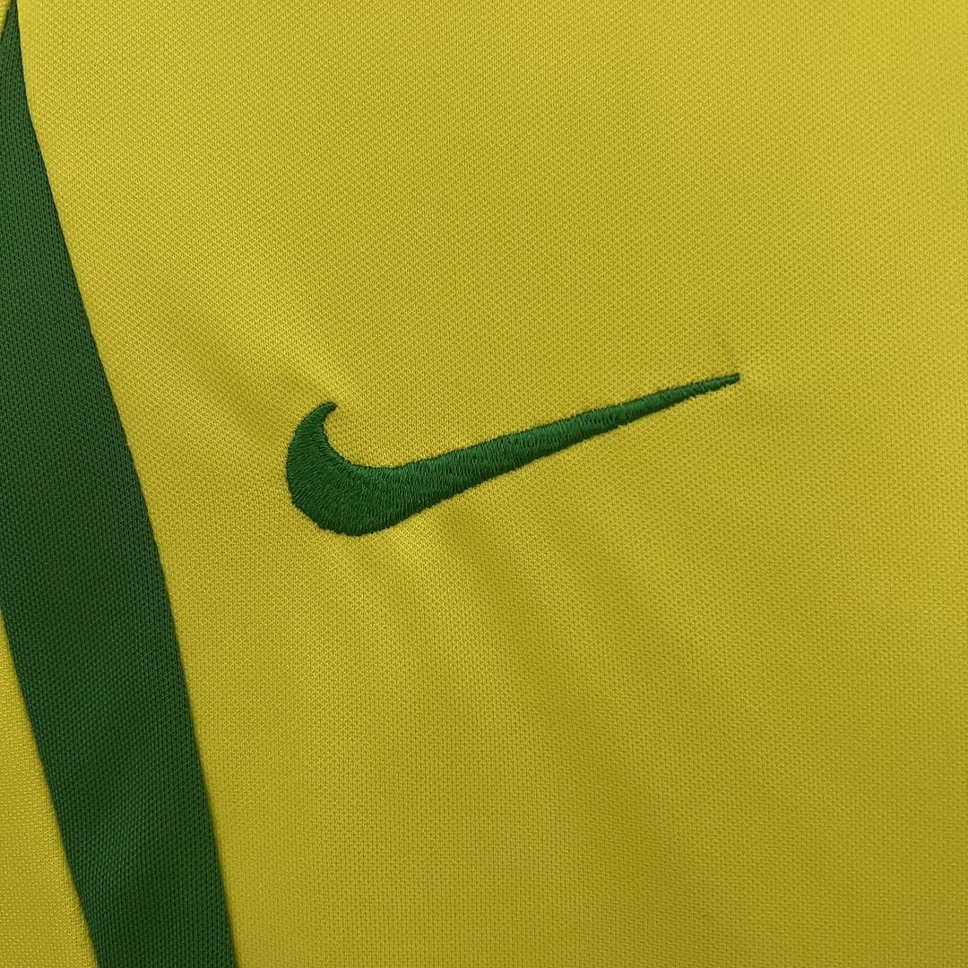 Brazil Home Retro Kids Kit 2002 - FutStore