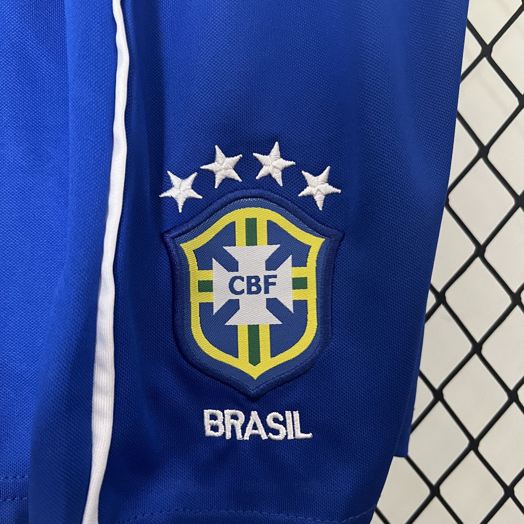 Brazil Home Retro Kids Kit 2002 - FutStore