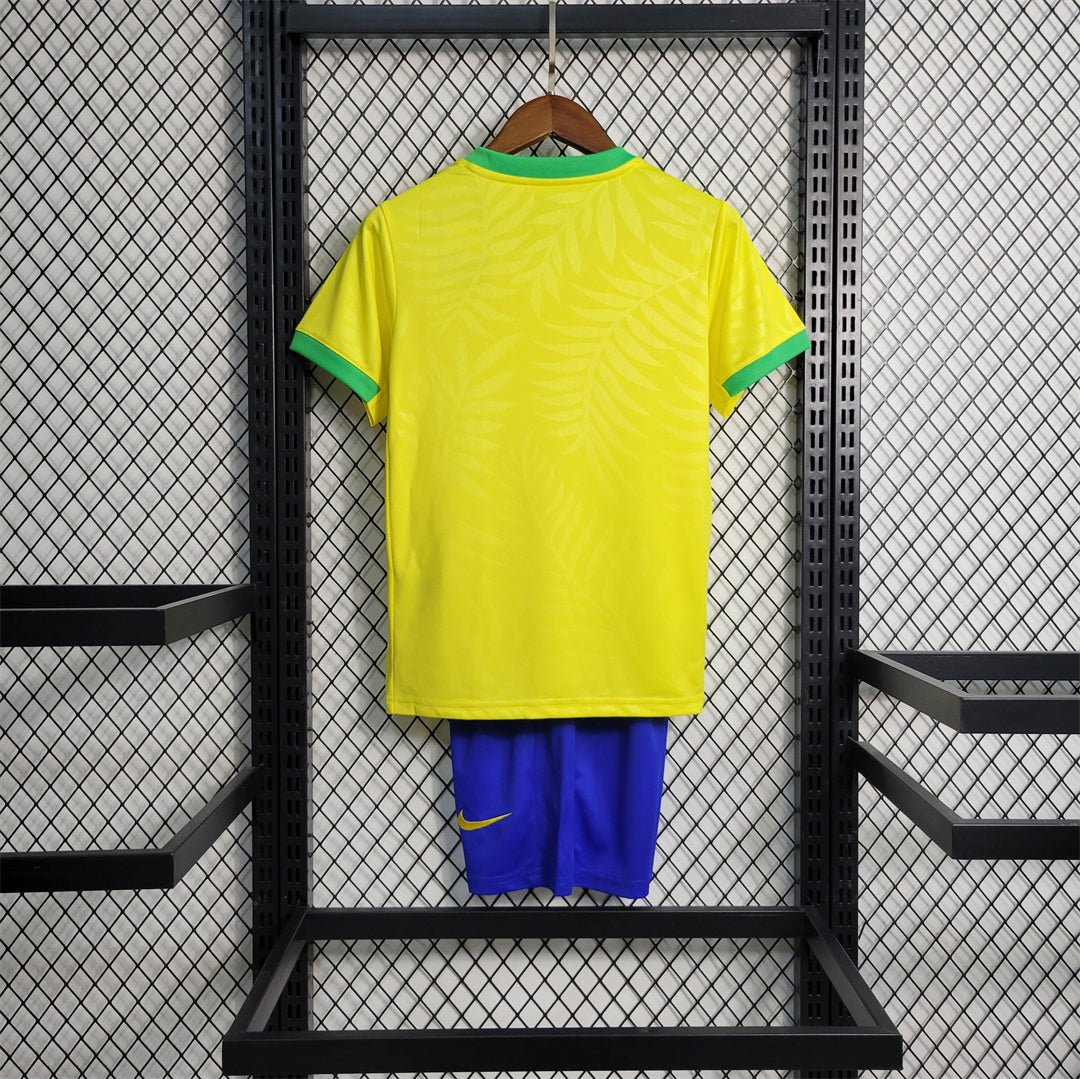 Brazil Home Retro Kids Kit 2023/24 - FutStore