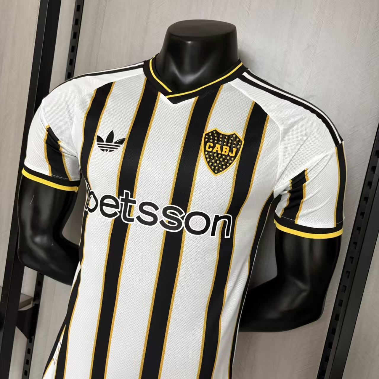 Boca Juniors player version soccer jersey 2026/27 in black and white stripes with gold trim - view 5