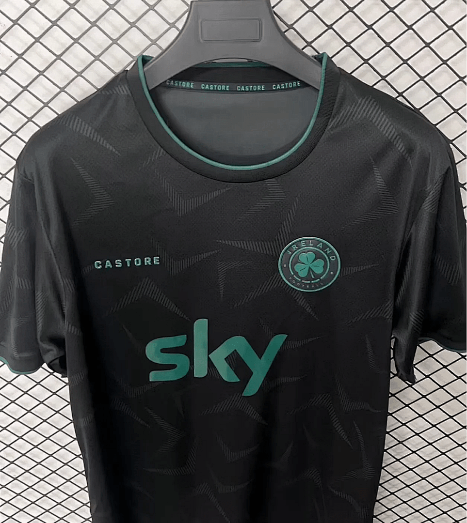 Ireland Castore Jersey 2026/26 Stealth Replica - FutStore