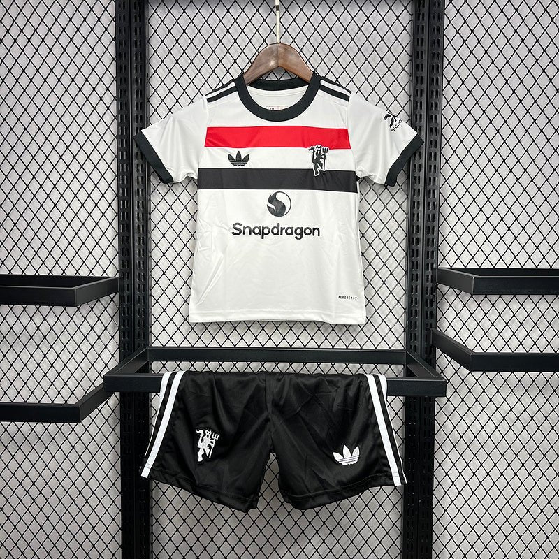 Kit Kids Manchester United Third Jersey 2024/25 - FutStore