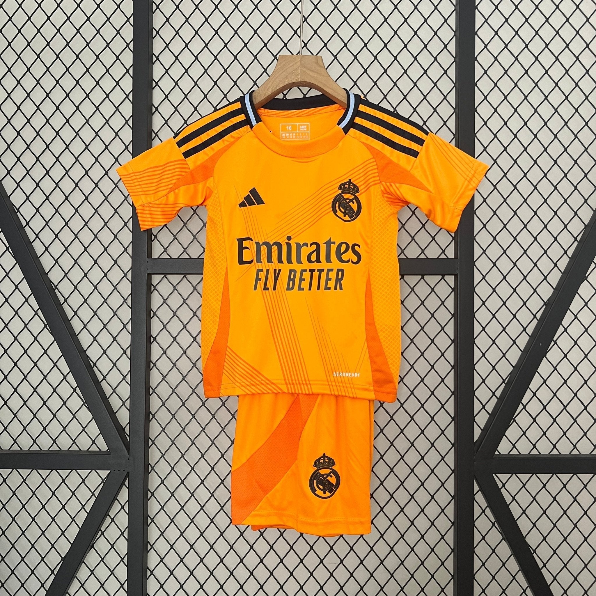 Kit Kids Real Madrid Away Jersey 2024/25 - FutStore