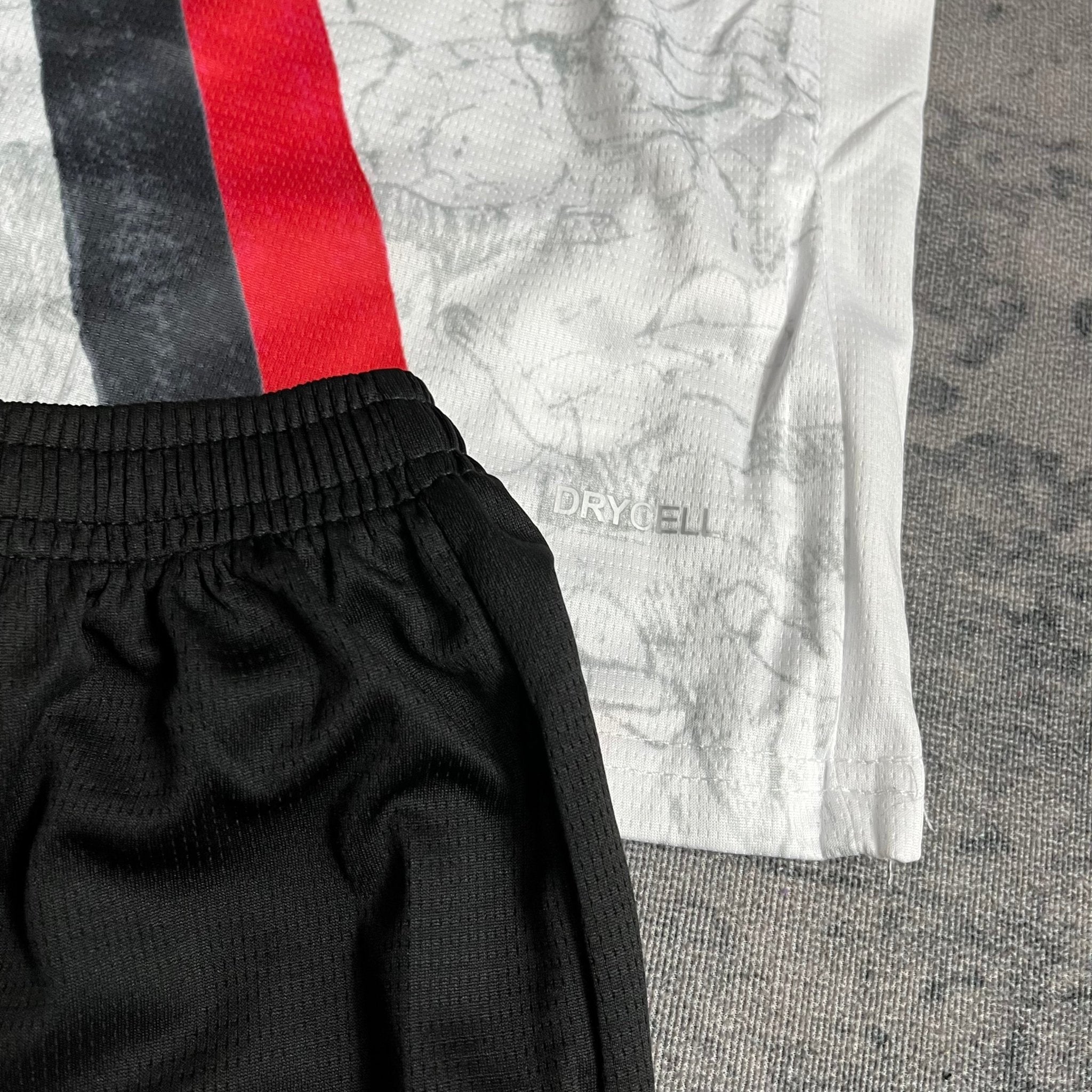 Manchester City 2025/26 Kit Kids away - FutStore