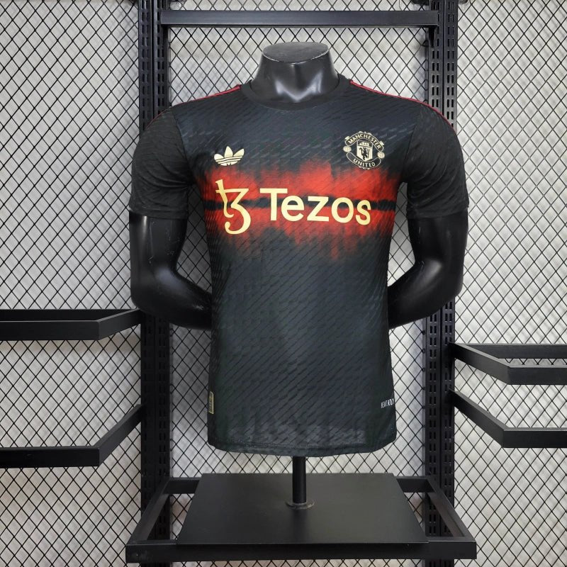 Manchester United 25/26 Training Jersey - Black - Player Version - Slim Fit - FutStore