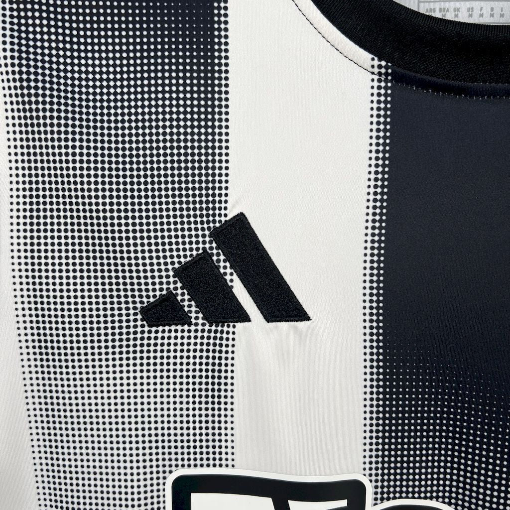 Newcastle United 2025/26 Home Jersey - FutStore