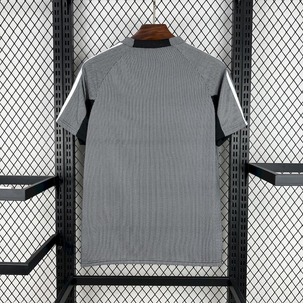 Real Madrid 2002/03 Goalkeeper Retro Jersey - FutStore