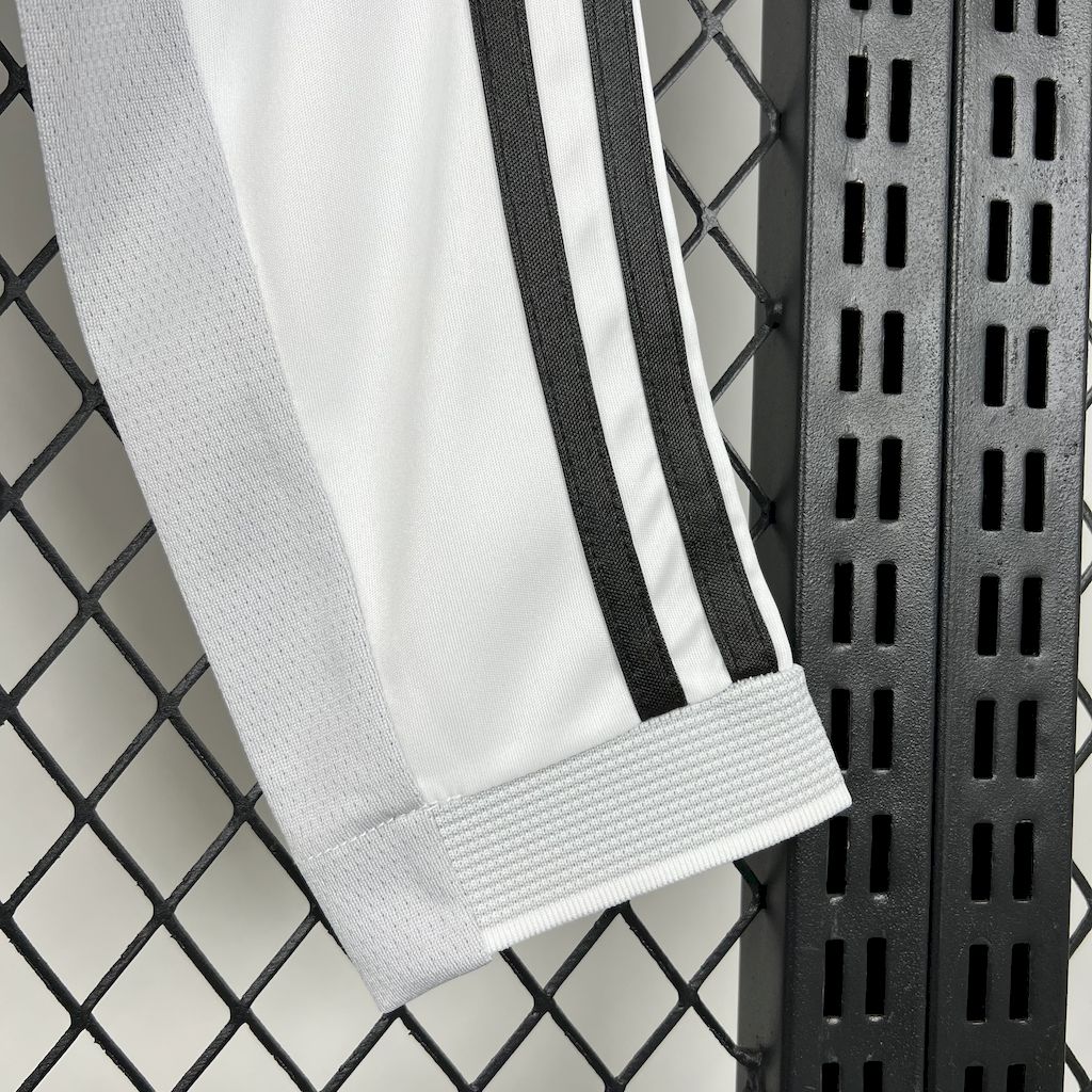 Real Madrid 2025/26 Home Long Sleeves Jersey - FutStore