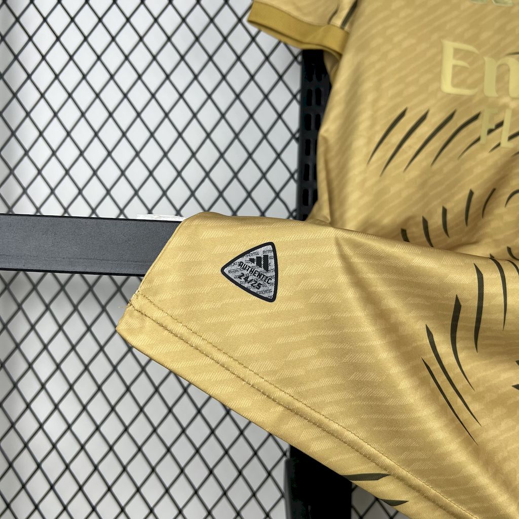 Real Madrid 2025/26 Training Gold Jersey (Slim Fit) - FutStore