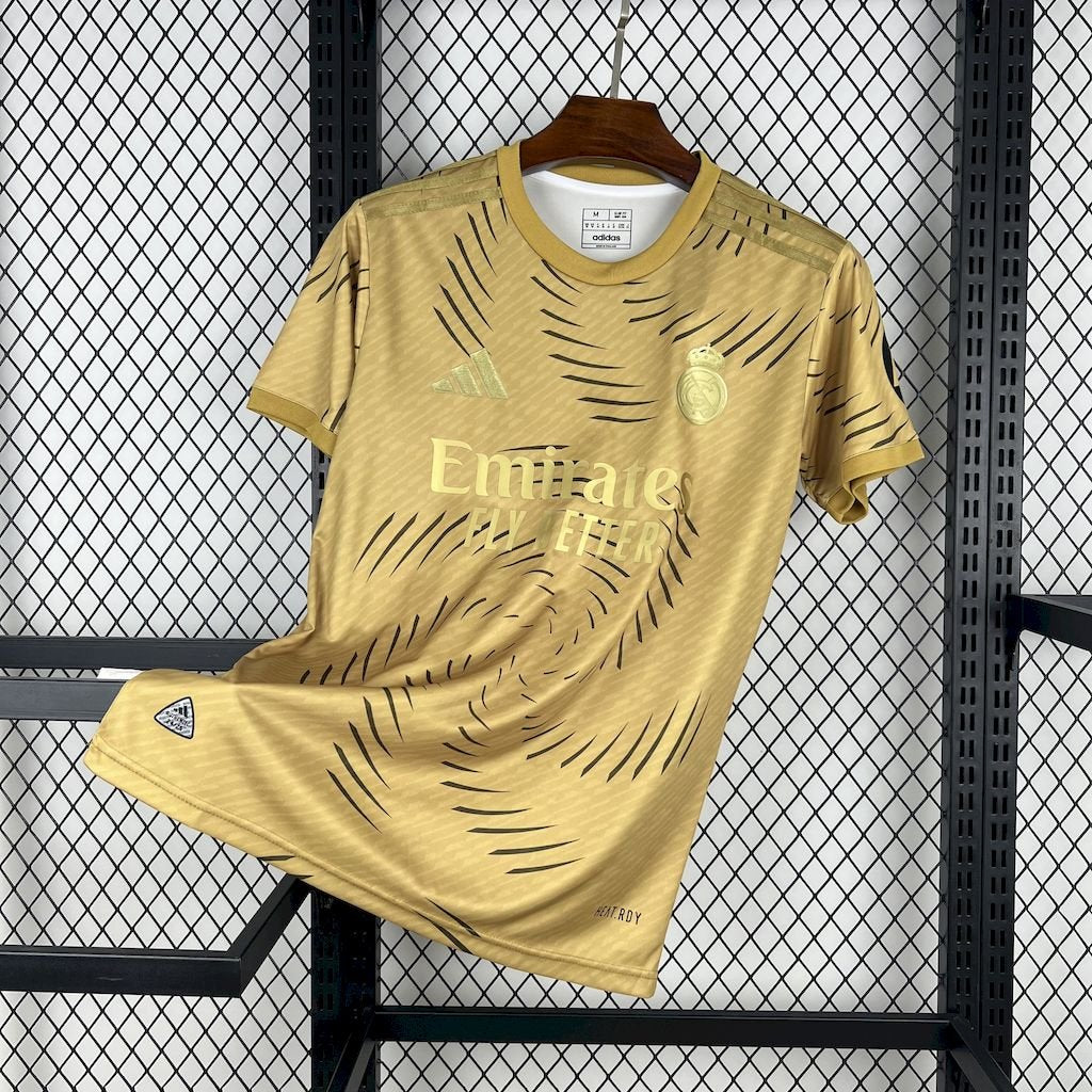 Real Madrid 2025/26 Training Gold Jersey (Slim Fit) - FutStore