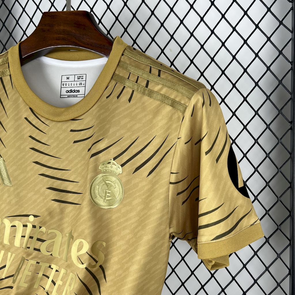 Real Madrid 2025/26 Training Gold Jersey (Slim Fit) - FutStore