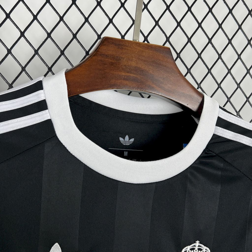 Real Madrid 2025/26 Training Jersey - Black - FutStore