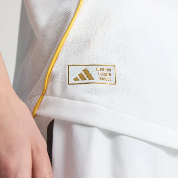 Real Madrid 25/26 I Home Special Edition Modric - Player Authentic Player [Slim Fit] Player [Slim Fit] Player [Slim Fit] Version - Slim Fit - FutStore