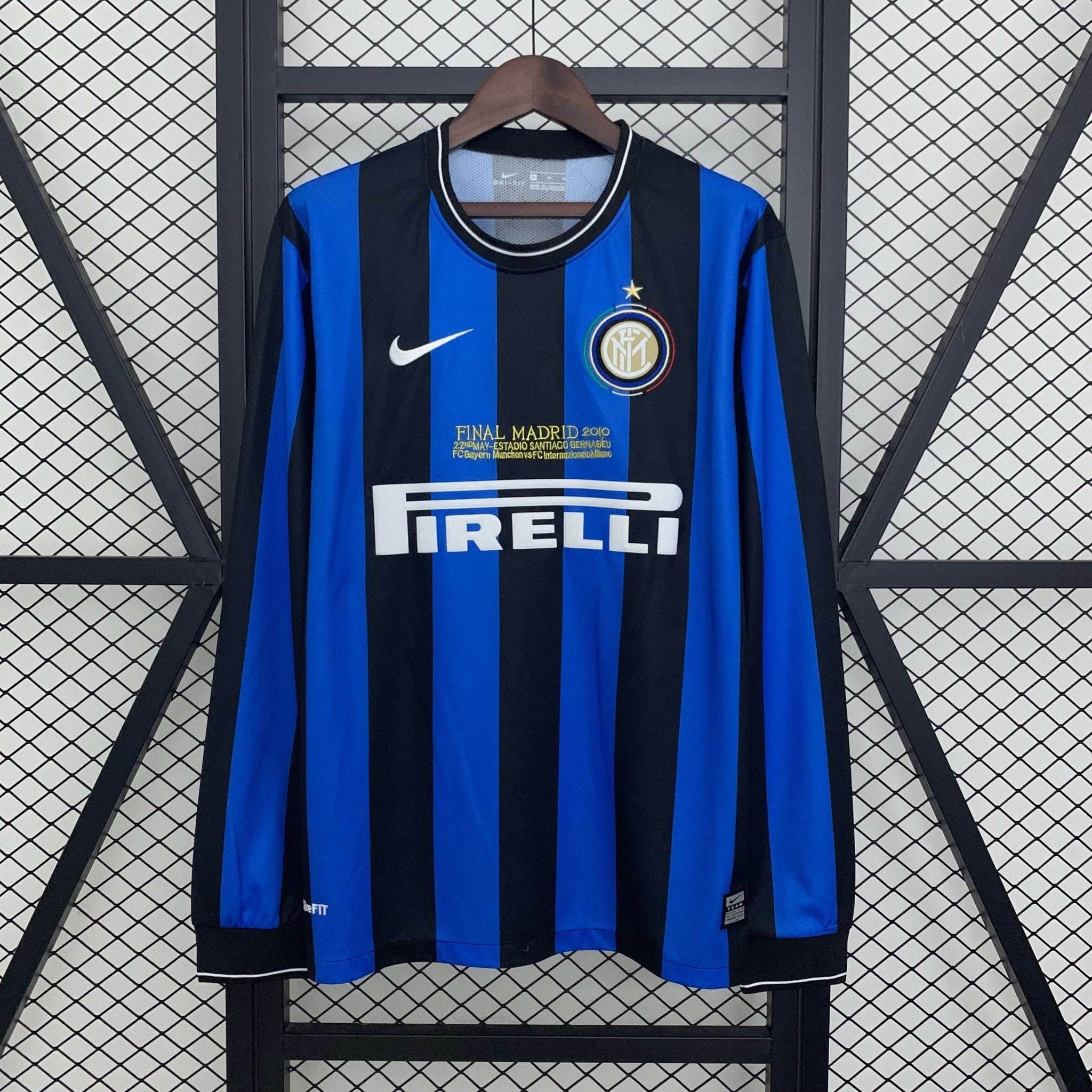 Retro Inter Milan 09/10 Champions League Edition Home - FutStore