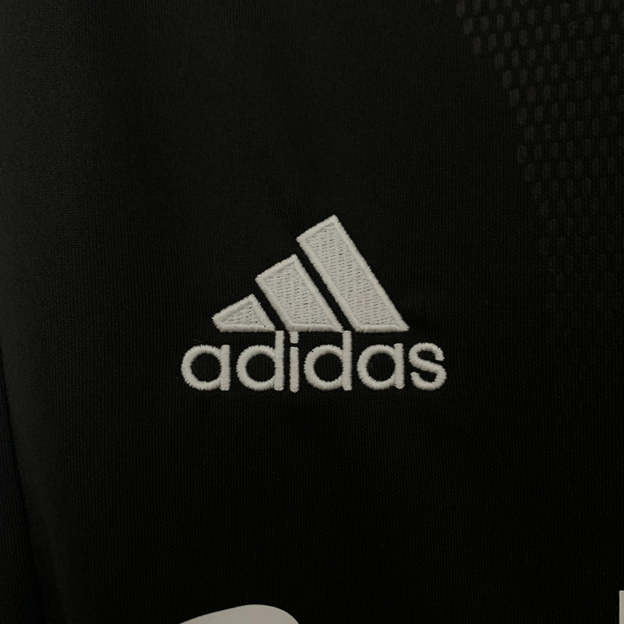 Retro Real Madrid 01/02 Away - FutStore