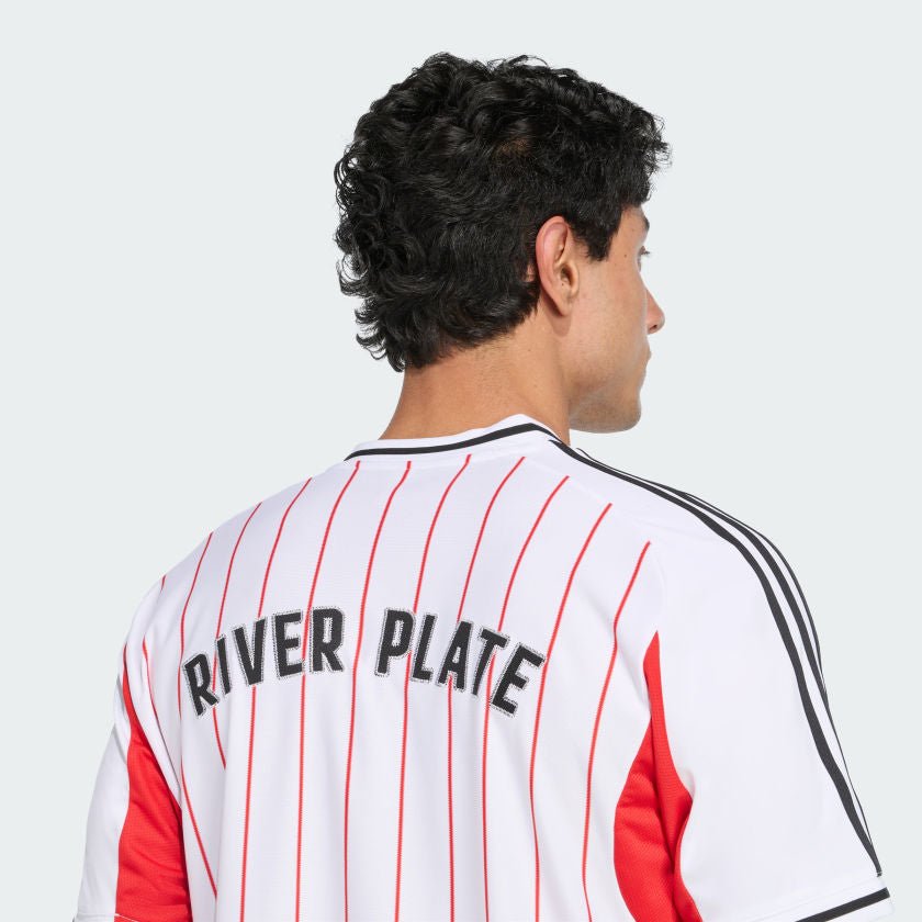 River Plate Home Jersey 2025/26 - Version Baseball US Pack [Slim Fit] - FutStore